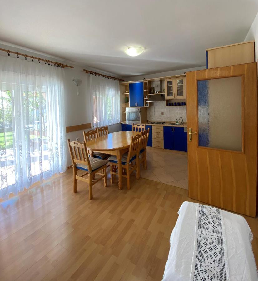 App Ratkovic Apartment โนวีวีโนดอลสกี ภายนอก รูปภาพ