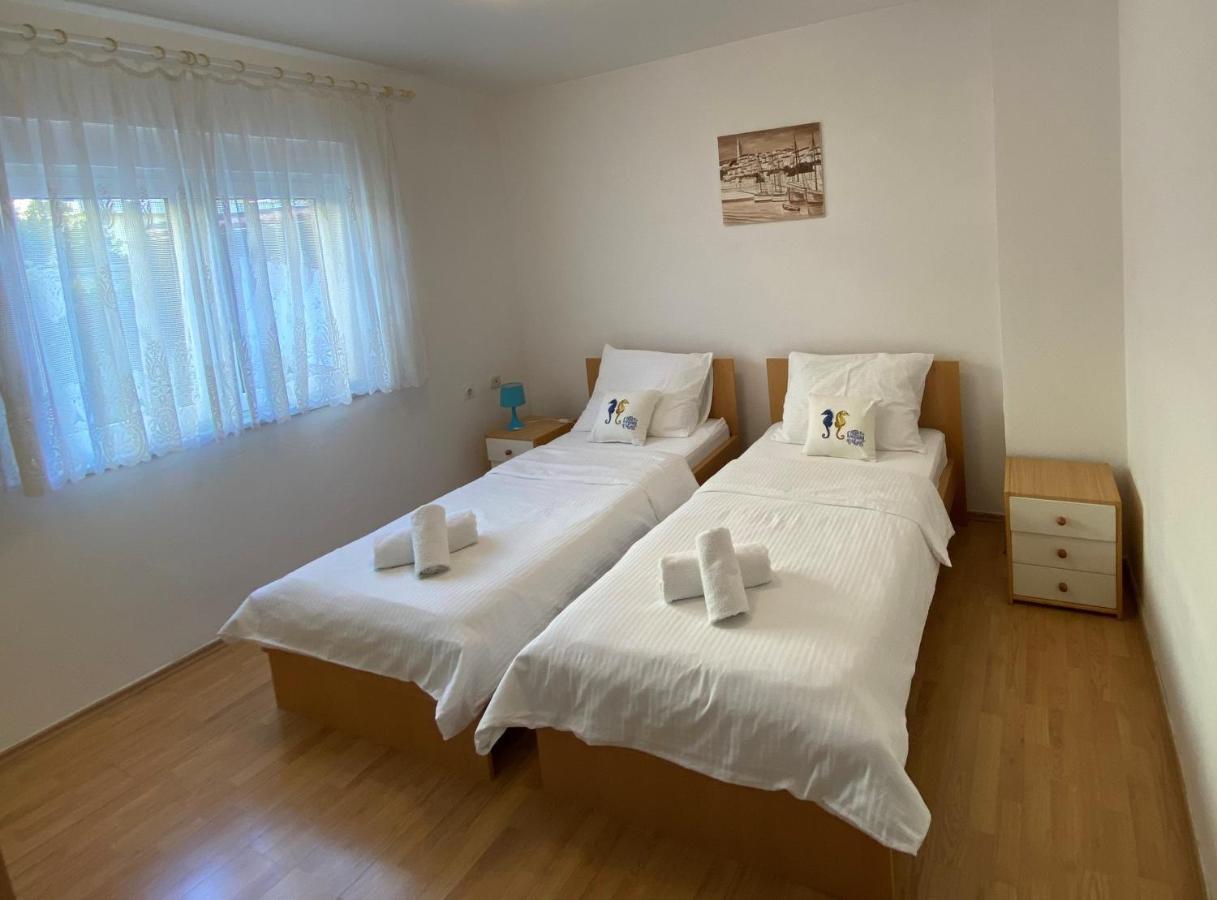 App Ratkovic Apartment โนวีวีโนดอลสกี ภายนอก รูปภาพ